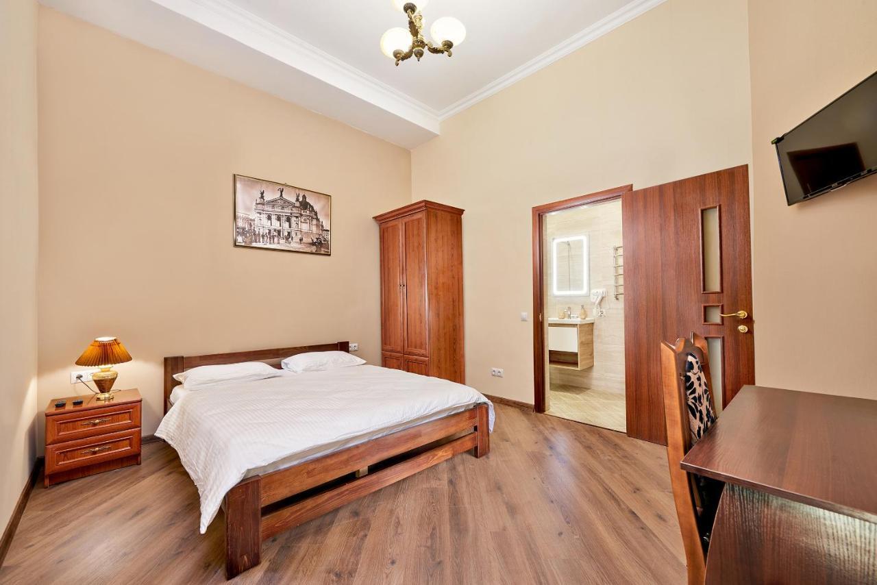 Cossacks Hostel إلفيف المظهر الخارجي الصورة