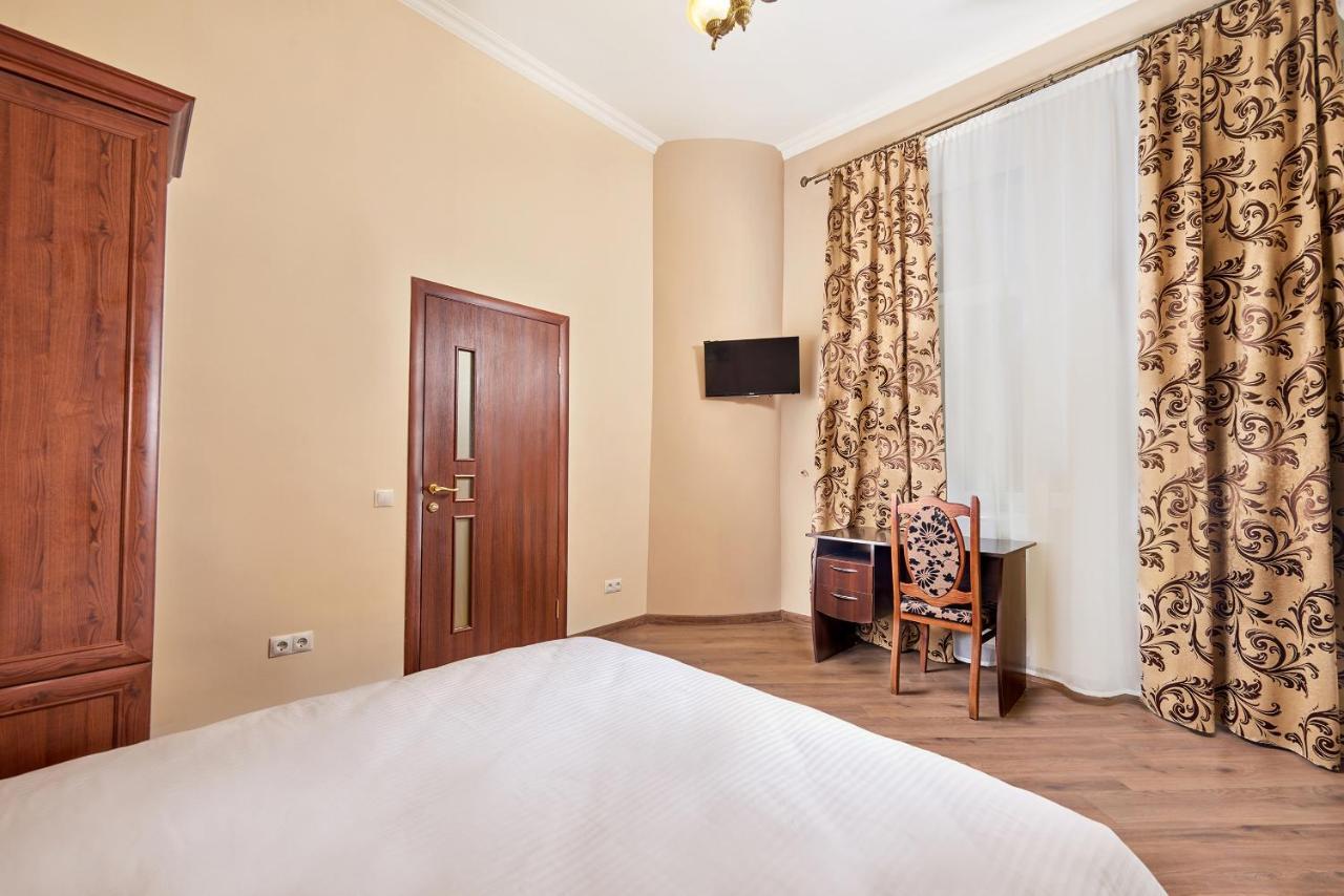 Cossacks Hostel إلفيف المظهر الخارجي الصورة